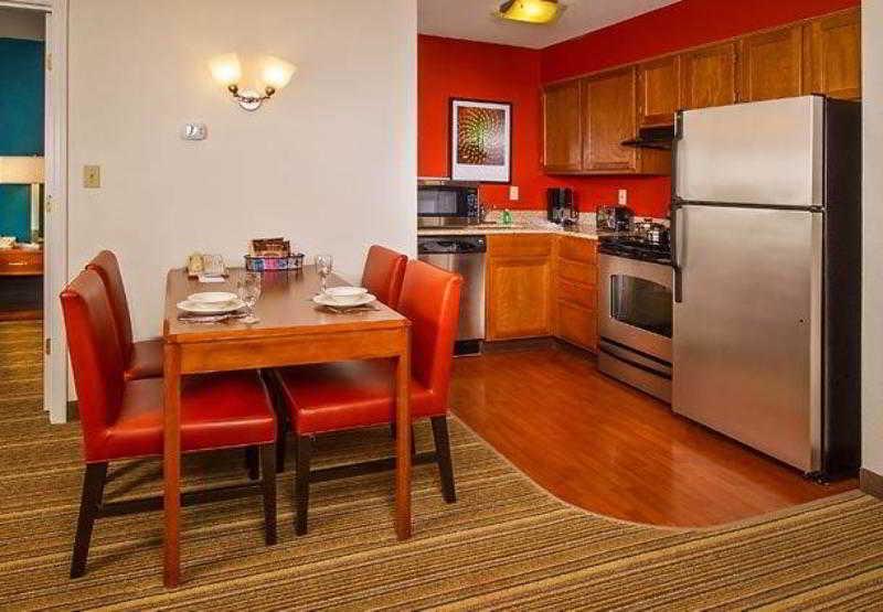 Columbia Md Hotel 3*